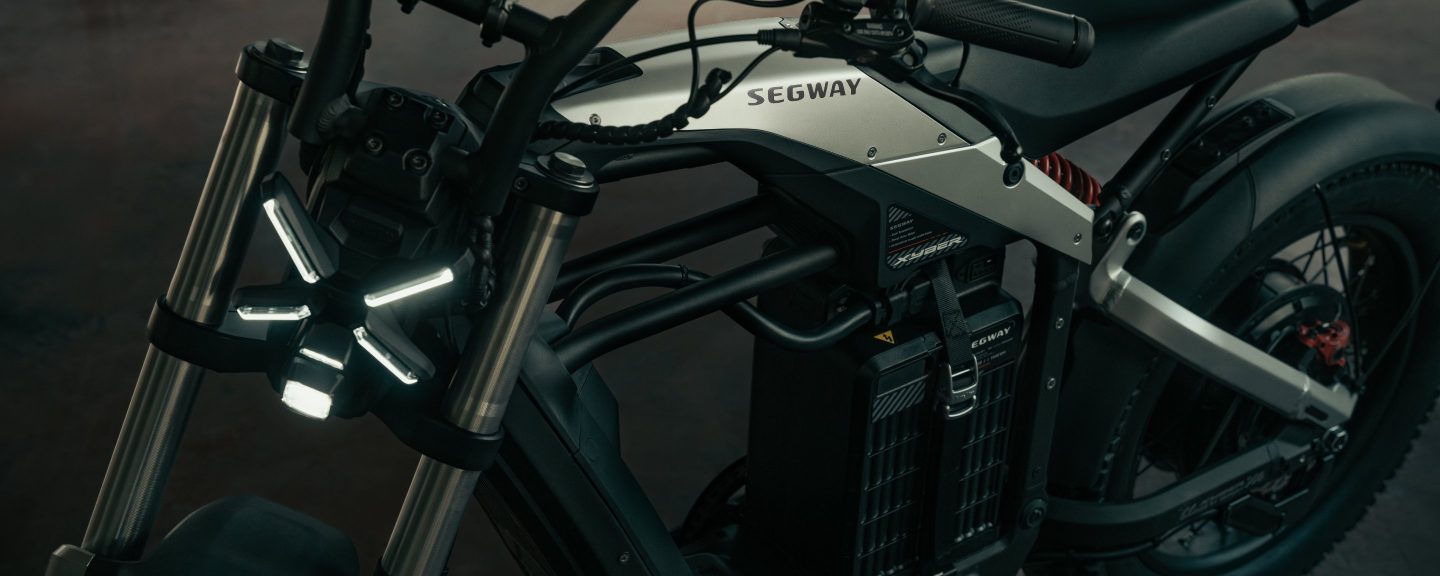 Close-up of the Segway Xyber e-bike front lights and frame