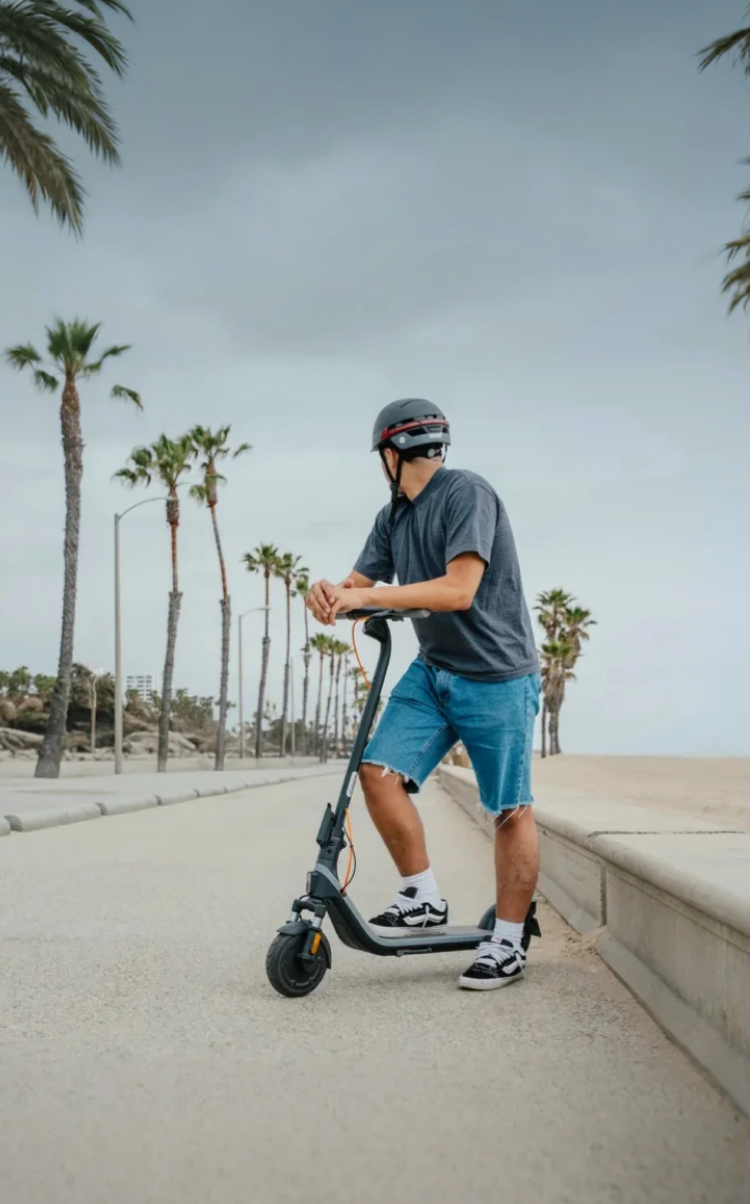 オリーブグリーン 電動スケボー　セグウェイ Segway Official Store | Global No.1 Electric KickScooter Brand